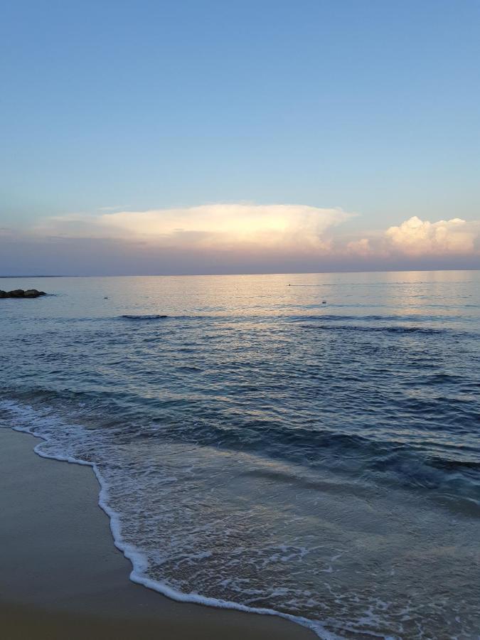 Fronte Mare Apartment Авола Екстериор снимка
